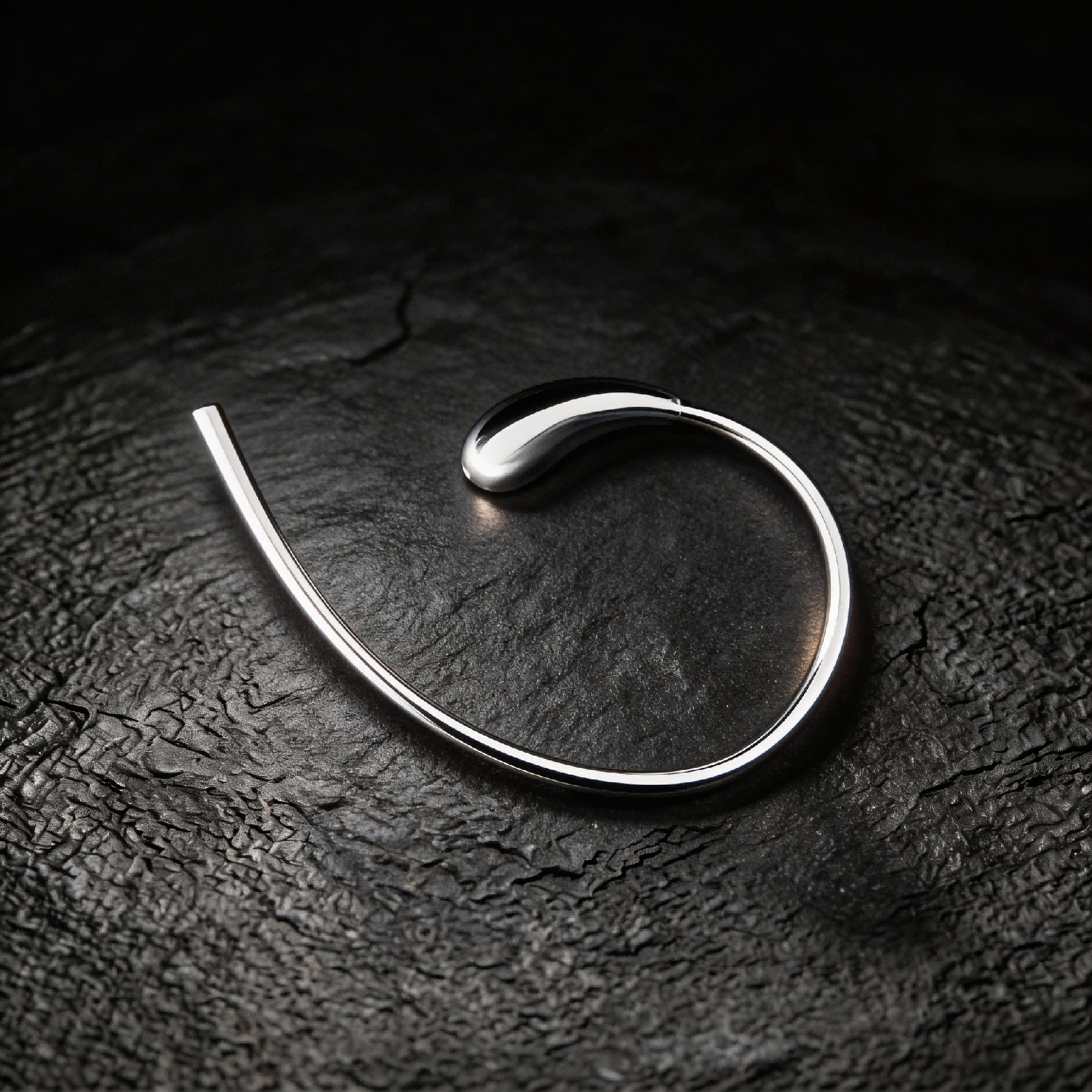Solid Brass Streamlined Curved Towel Ring